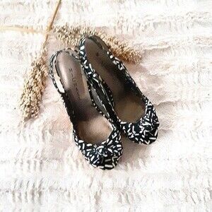 Michael Kors Black & White Peep Toe Cork Wedges 7.5 Heels